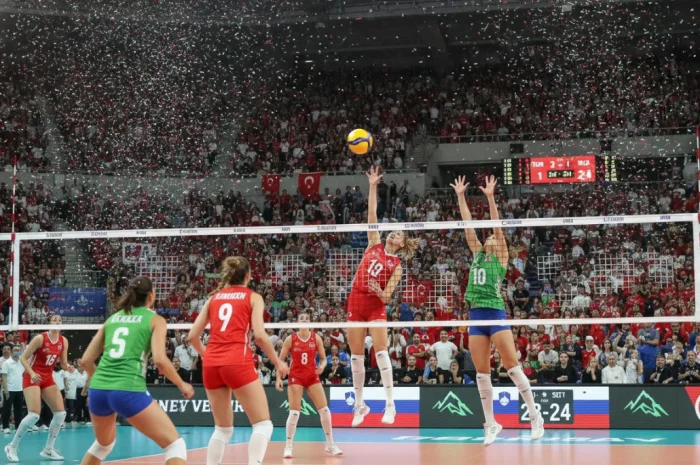 Türk Voleybolu Şahlanıyor: VNL’de Tarihi Çeyrek Final Randevusu