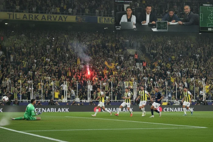 Gaziantep Duvarına Çarpan Fenerbahçe: İsmail Kartal ve Verimsiz Hücum Hattı